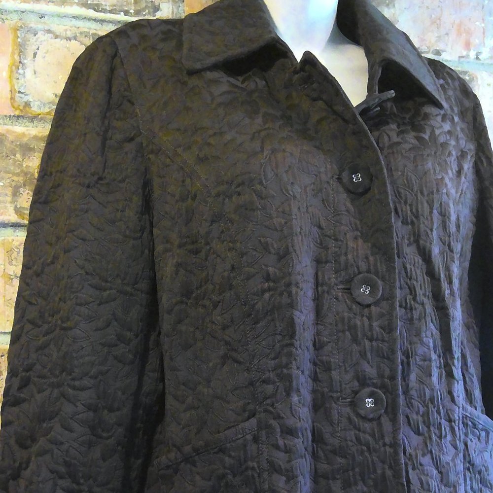 Quilted Jacket - Picture 6 of 12
